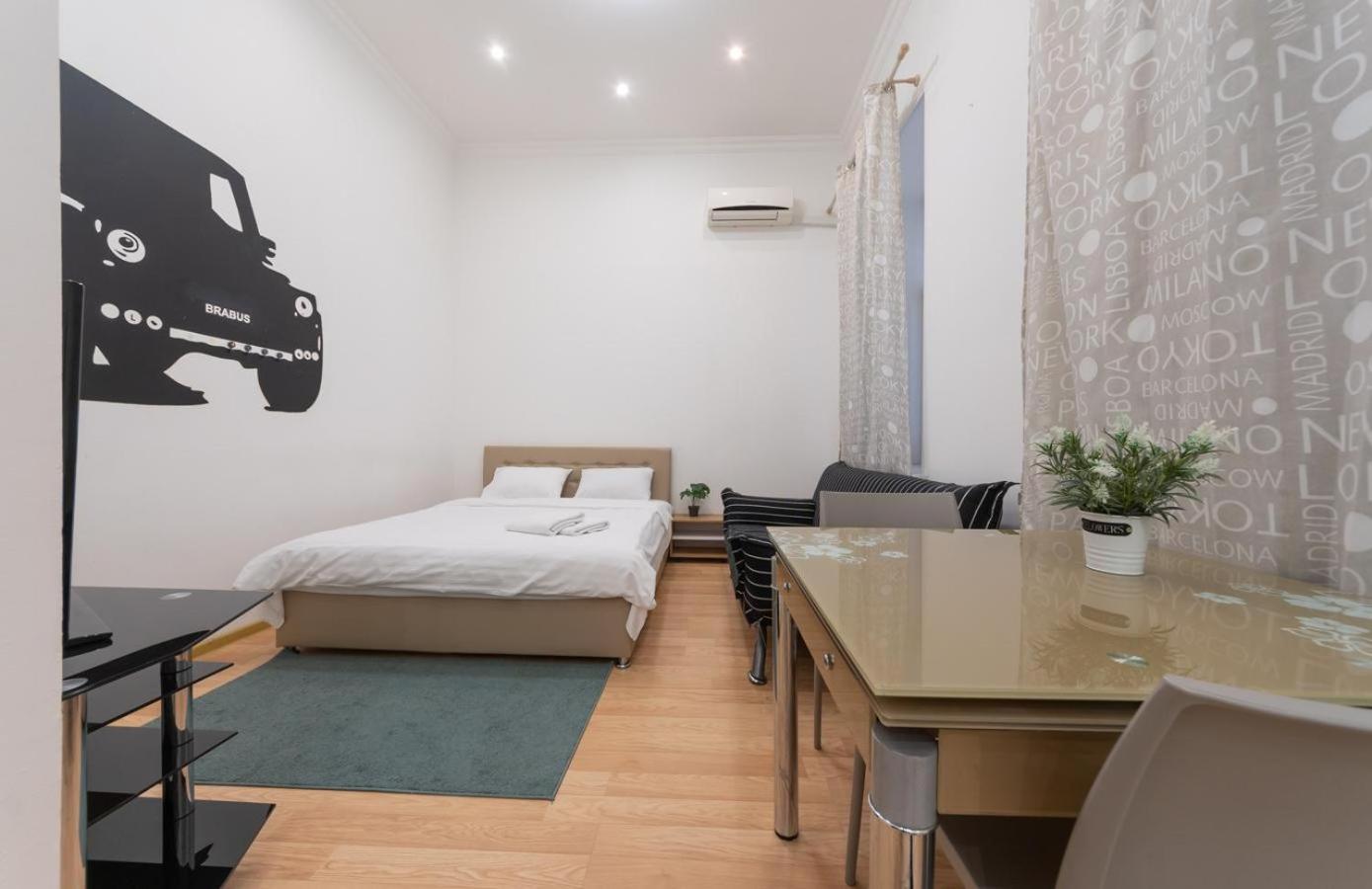 Kievaccommodation In The Center 24H Self Check-In מראה חיצוני תמונה